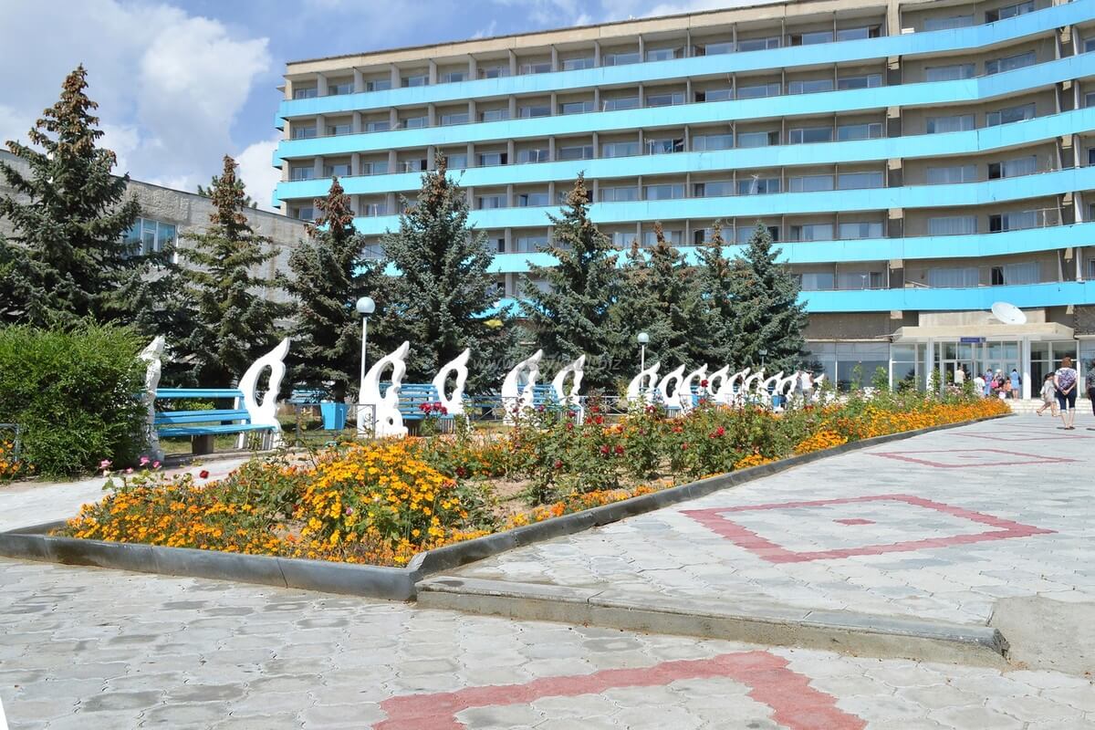 https://www.issykkul.biz/Portals/0/GHA_imgs/goluboi-issykkul/stolovaya-goluboi-issykkul-9_242.jpg